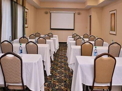 Hotel Staybridge By Ihg 3*